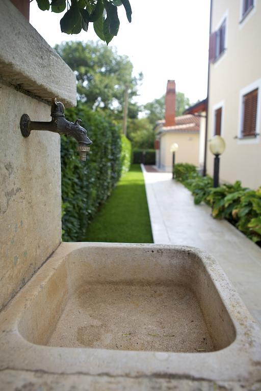 Ulika Rooms & Apartments Porec Exterior photo