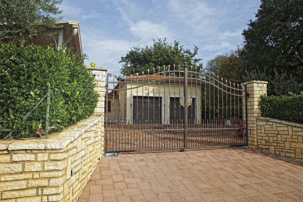 Ulika Rooms & Apartments Porec Exterior photo
